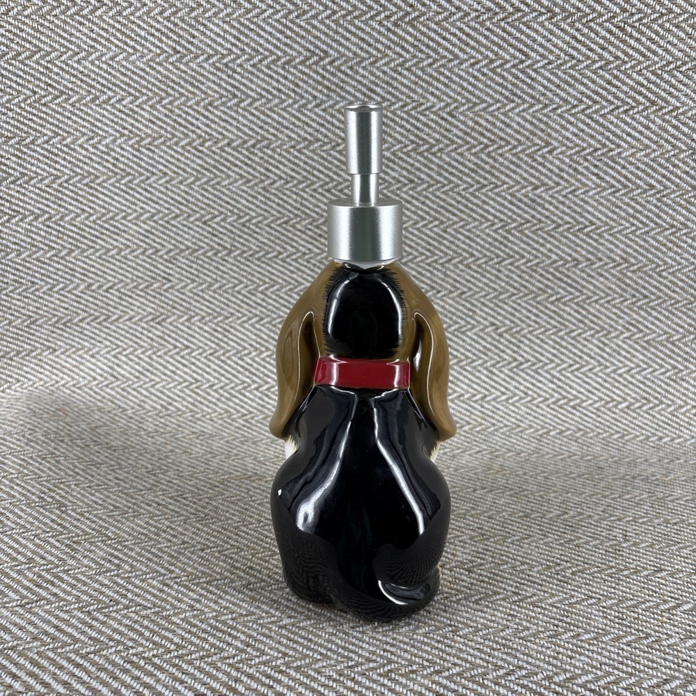 Pioneer Woman Charlie Basset Hound Dog Pump Liquid Hand Soap Lotion Dispenser 8" - Picture 3 of 6